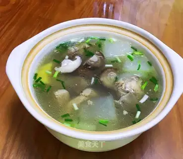 A bouquet soup for mushrooms