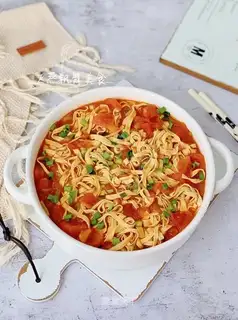 A thousand tomatoes
