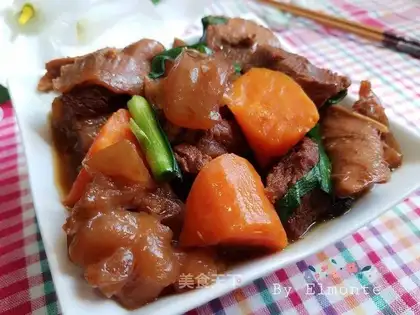 Carrot roasts the oxen