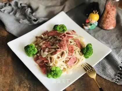Butter bacon pasta