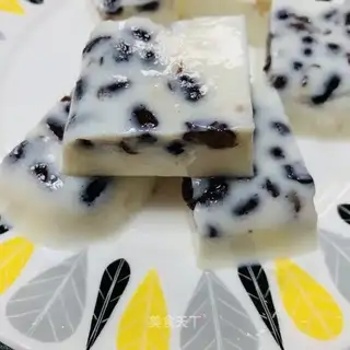 Milk bean cake