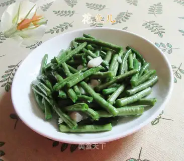 Garlic beans