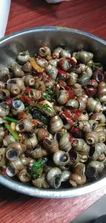Hot snails