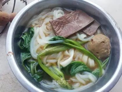 Cowball duck blood soup