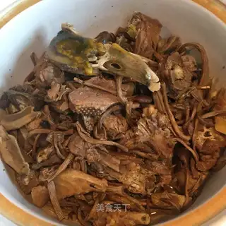 Tea mushroom duck