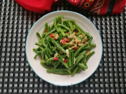 Garlic peas