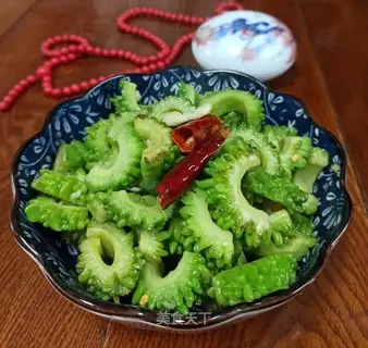 Garlic bitter melon