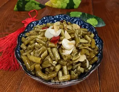 Garlic soybeans