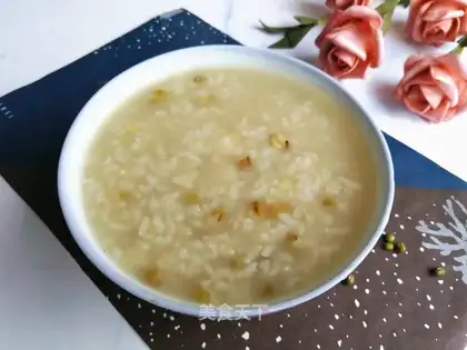 Green Bean Lotus Porridge