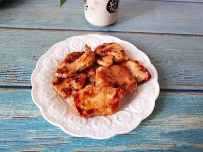 Garlic honey fried chicken breasts