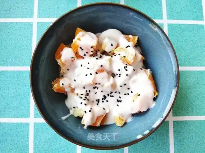 Yogurt salad