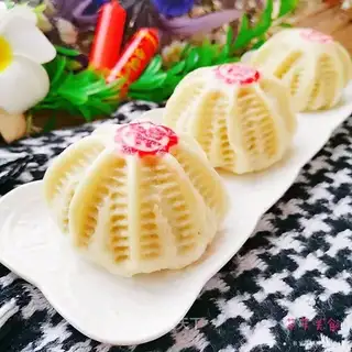 A meat bun