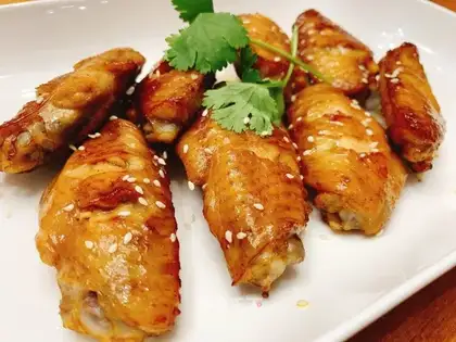 Home-made chicken wings