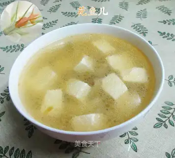 Squeeze the spinal tofu soup