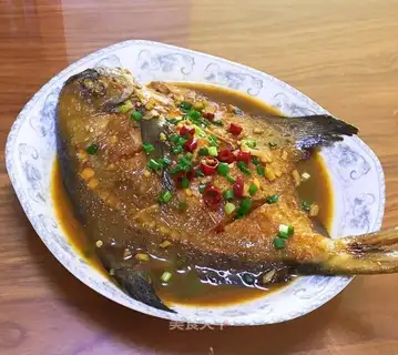 Red-burned mackerel