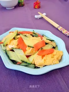Cucumber carrot fried eggs