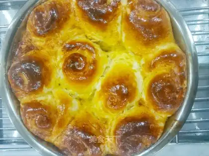 Cracker buns