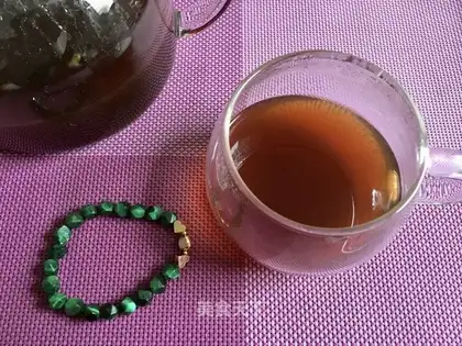 Ginger date tea