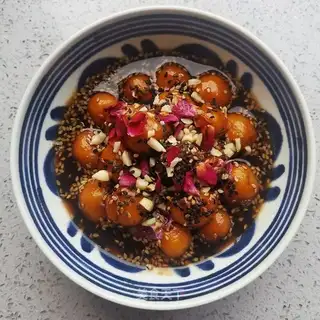 Ginger roses, pumpkin round