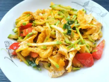 Sodium tomato fried eggs