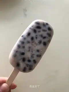 Red bean ice cream