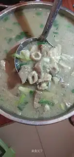 Little intestines, liver and thin broth