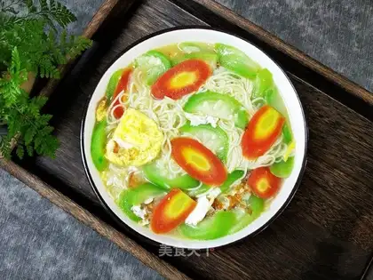 Egg melon noodles