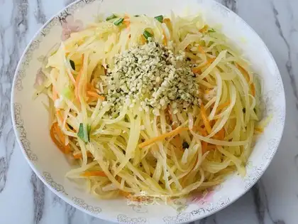 Pyramid and pepper potatoes