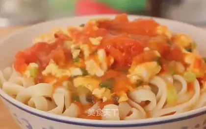 Tomato egg noodles