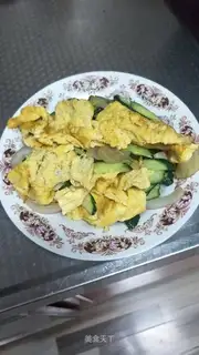 cucumber fried eggs