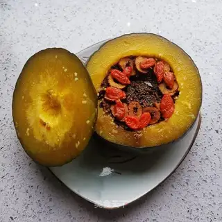 Three-coloured melons