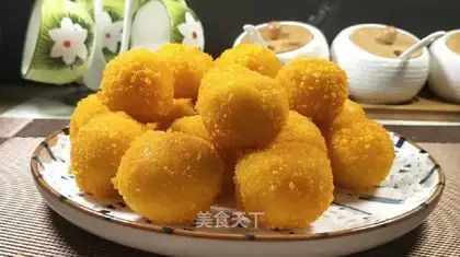 Red potato ball