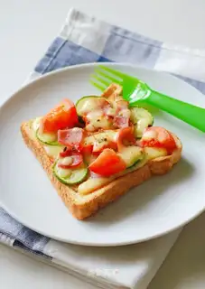 Toast pizza