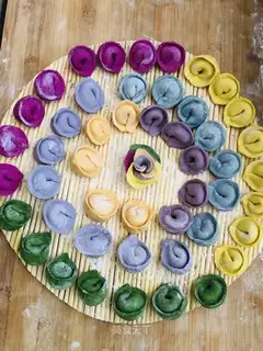 Seven-colour dumplings