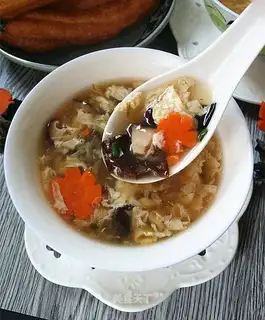 Pyramid soup