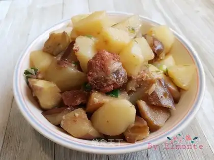 Forks for potatoes and cheese