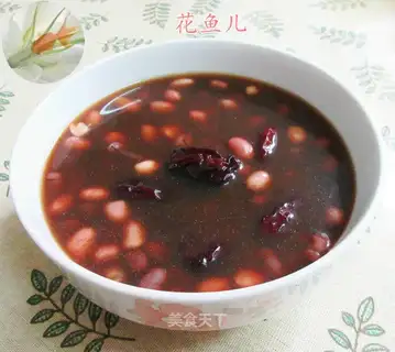 Three red soup