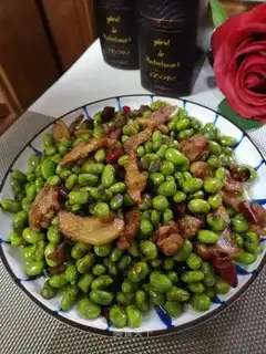 Five flowers and beans
