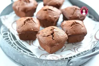 Orange cocoa cake