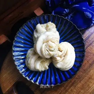Onion rolls