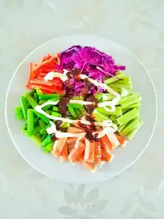 Crab rods, salad