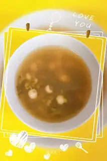 Chicken head, green bean soup