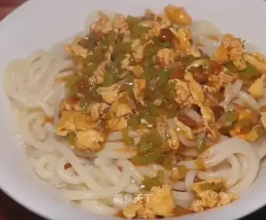 Egg sauce noodles