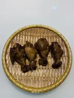 Picked chicken legs