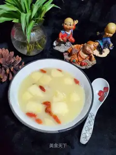 Red-tree apple porridge