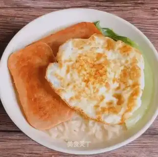 Hong Kong breakfast noodles
