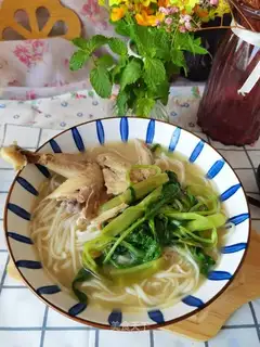 Old chicken noodles