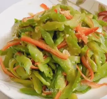 Garlic bitter melon