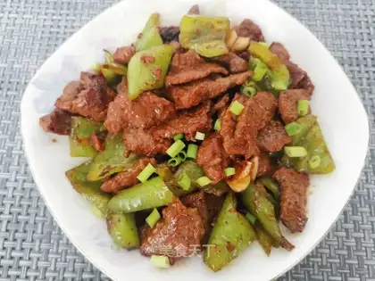 Black pepper beef