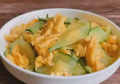 cucumber fried eggs